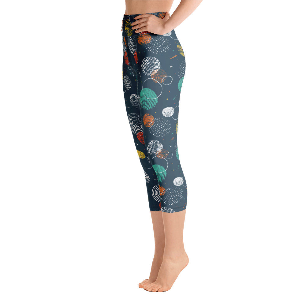 Universo - Yoga Capri Leggings -